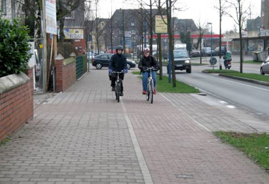 Das Bild zeigt die Schützenstraße Das Bild zeigt die Schützenstraße
